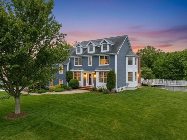 34 Magnolia Lane, Grafton, MA 01536