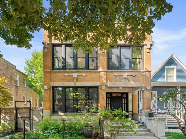 2522 N Springfield Avenue , Chicago, IL 60647