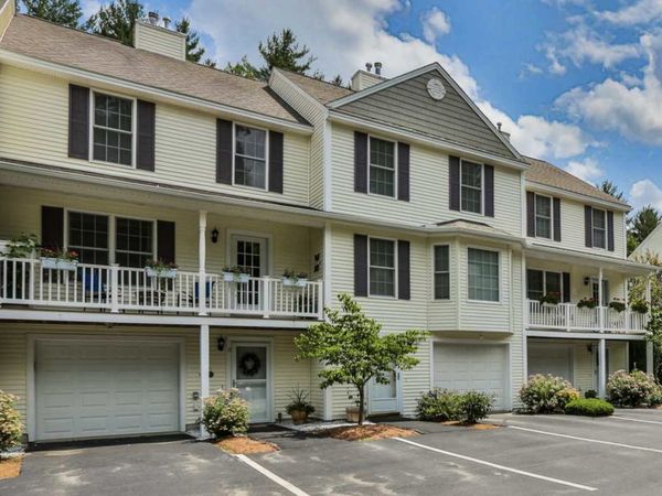 13 Mulberry Lane, Amherst, NH 03031