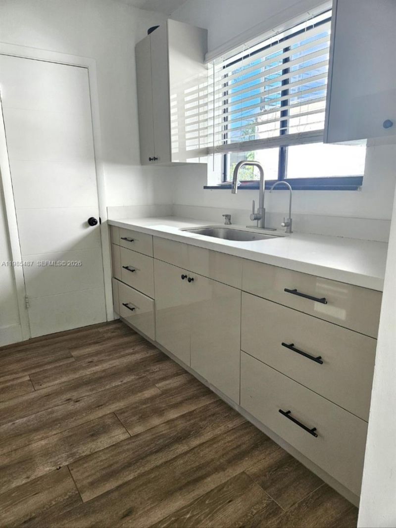 3439 Percival Ave , Unit -, Miami, FL 33133 Photo