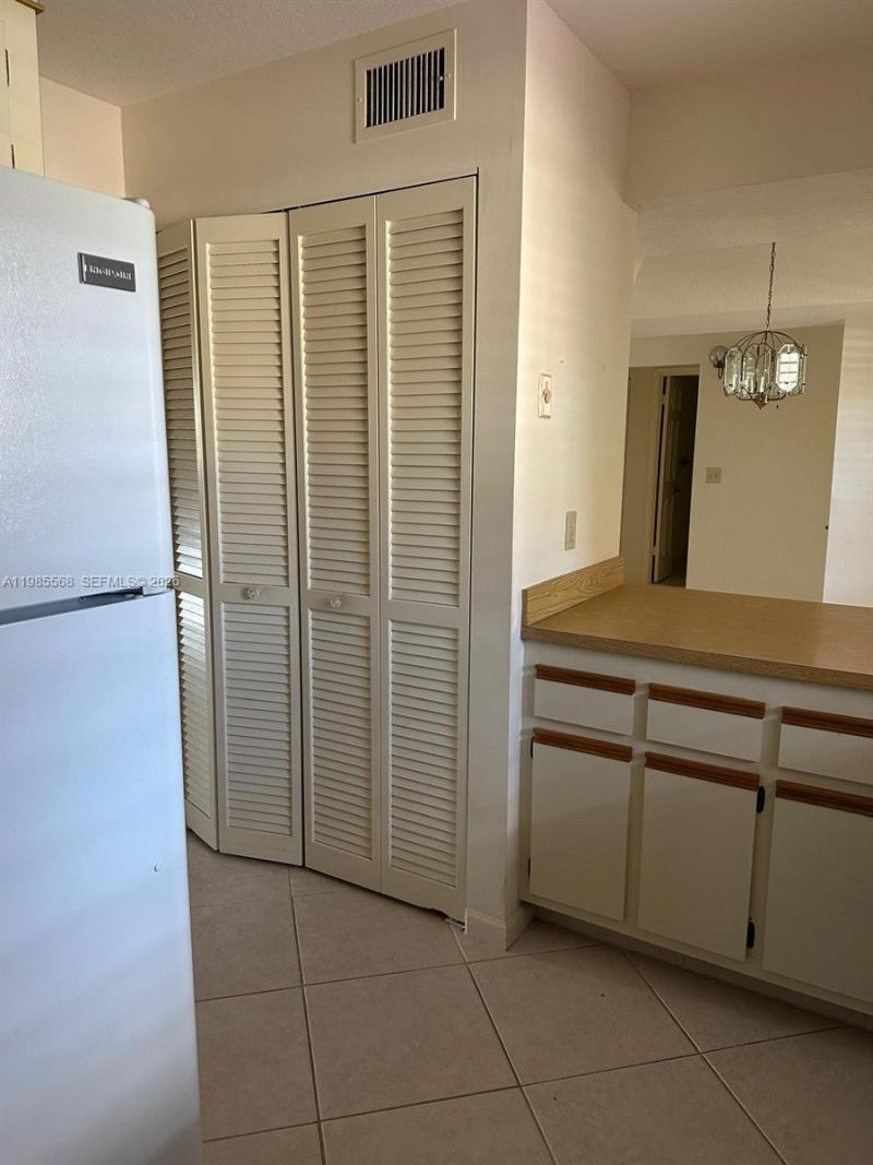 12524 Shoreline Dr , Unit 104, Wellington, FL 33414 Photo