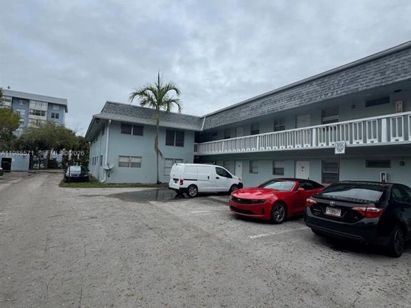 4251 NW 5th St , Unit 106, Plantation, FL 33317