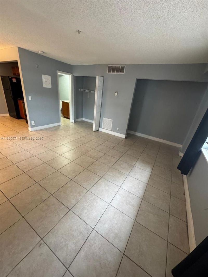 4251 NW 5th St , Unit 106, Plantation, FL 33317 Photo