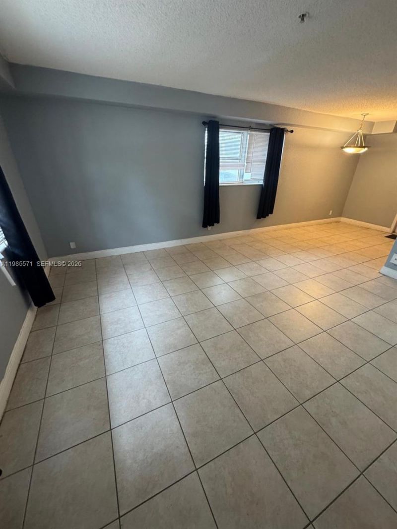 4251 NW 5th St , Unit 106, Plantation, FL 33317 Photo