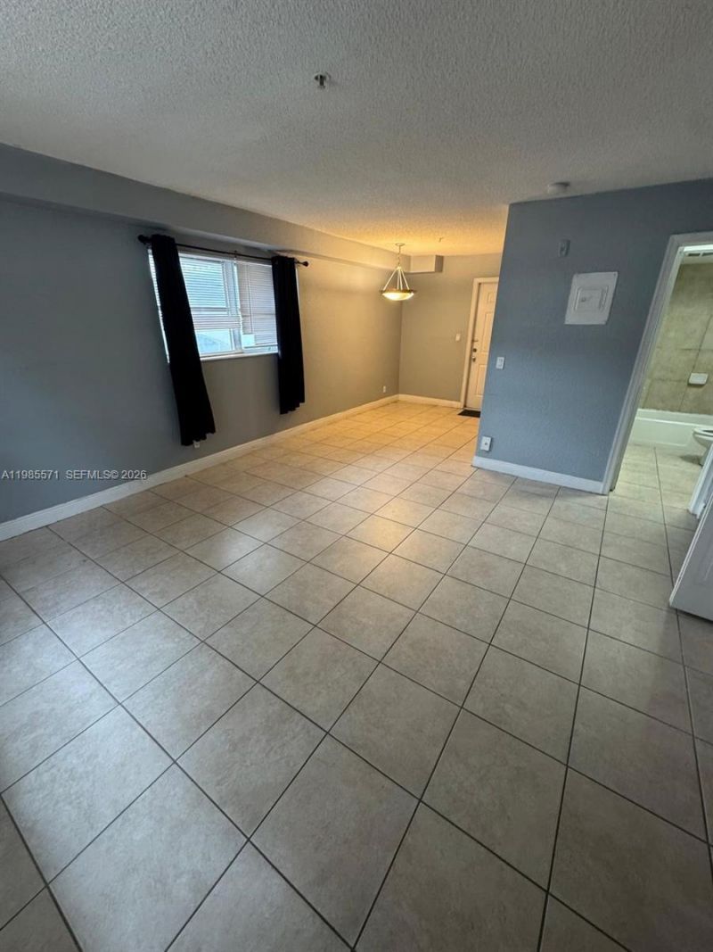 4251 NW 5th St , Unit 106, Plantation, FL 33317 Photo
