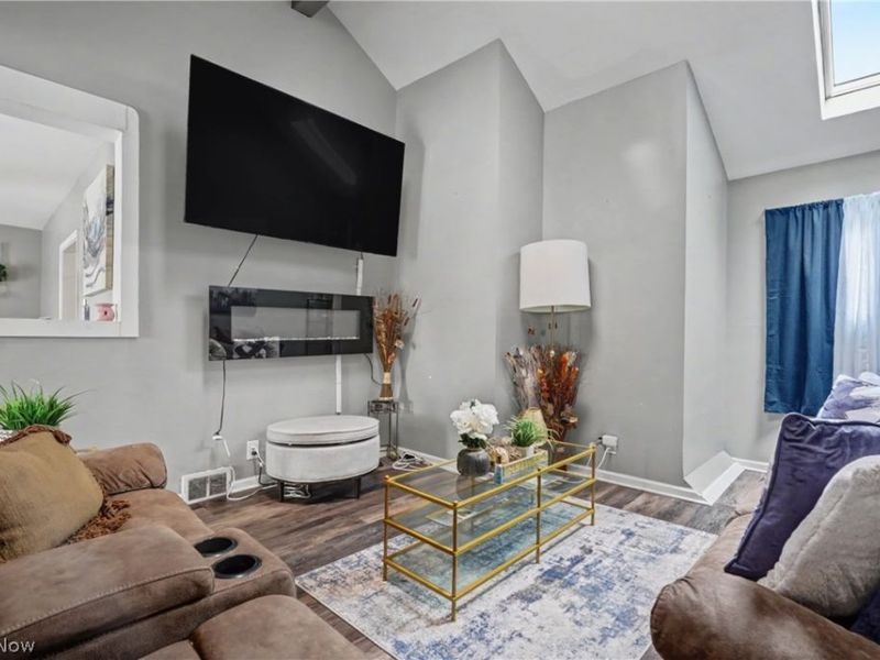 154 May Avenue, Northfield, OH 44067 Photo 8