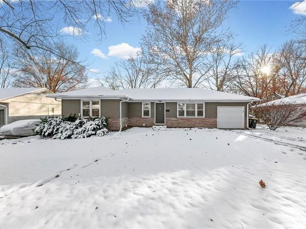 8303 E 110th Terrace, Kansas City, MO 64134