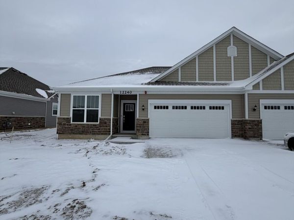 12240 Barcroft Circle , Huntley, IL 60142