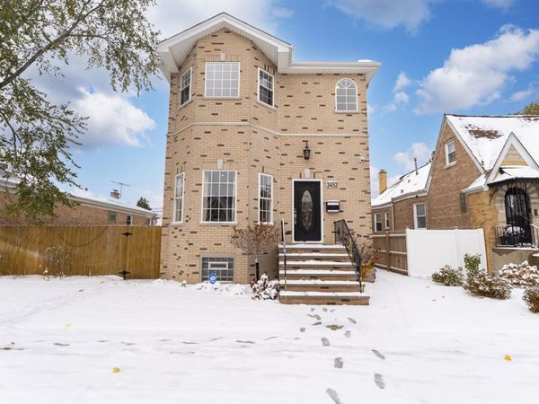 3452 N Newcastle Avenue, Chicago, IL 60634
