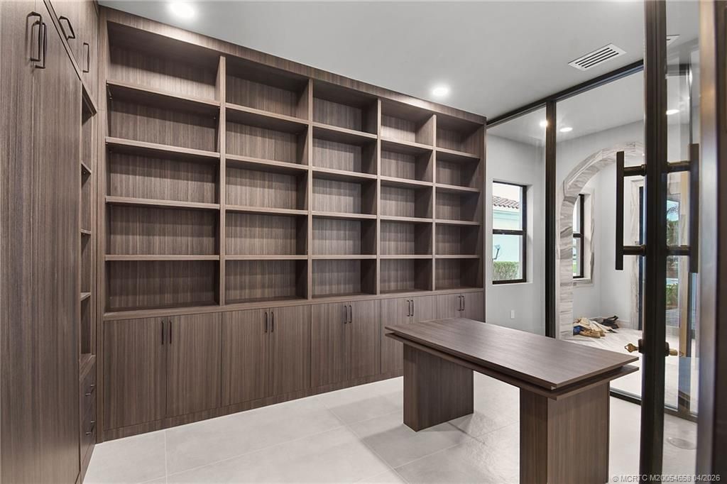 207 SE Via Bisento, Port Saint Lucie, FL 34952 Photo