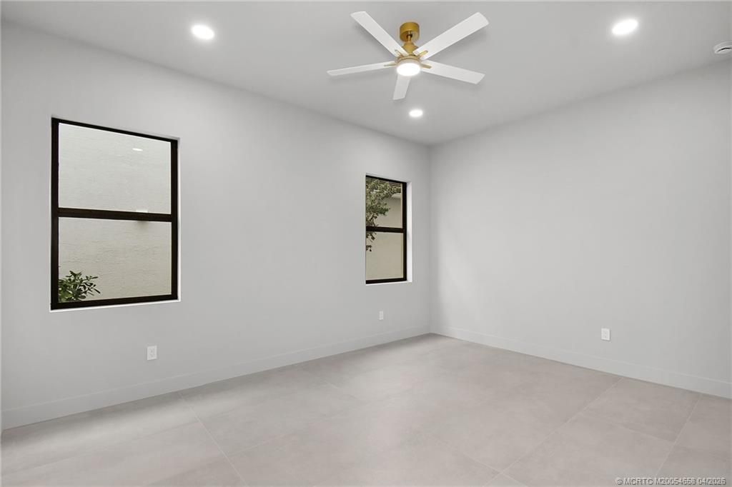 207 SE Via Bisento, Port Saint Lucie, FL 34952 Photo