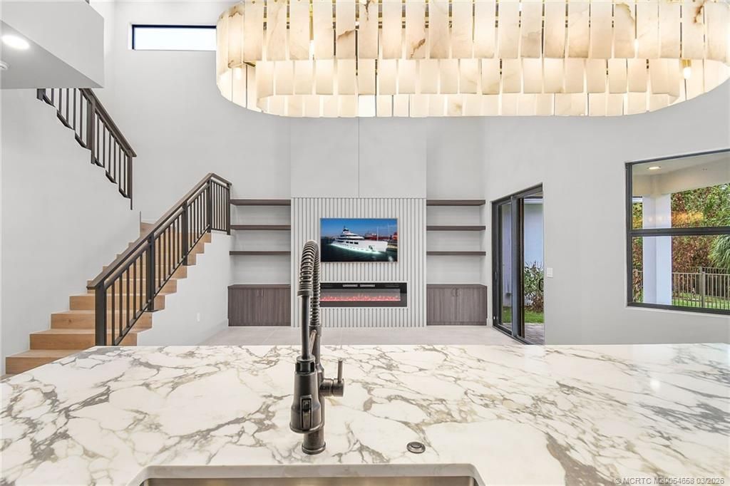 207 SE Via Bisento, Port Saint Lucie, FL 34952 Photo