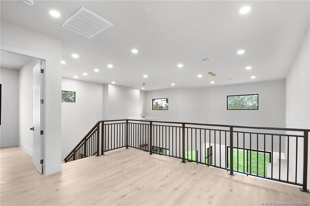 207 SE Via Bisento, Port Saint Lucie, FL 34952 Photo