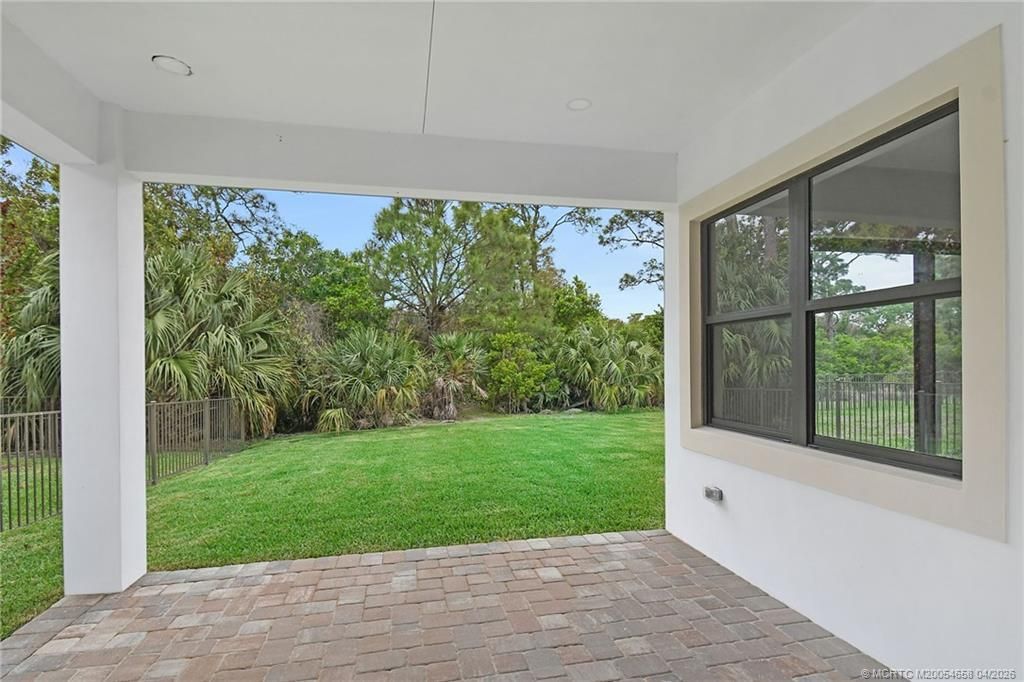 207 SE Via Bisento, Port Saint Lucie, FL 34952 Photo