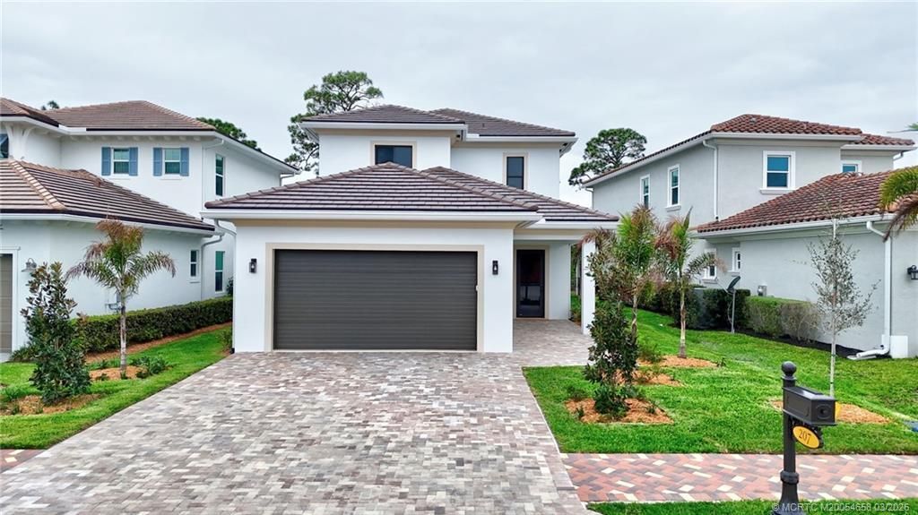 207 SE Via Bisento, Port Saint Lucie, FL 34952 Photo