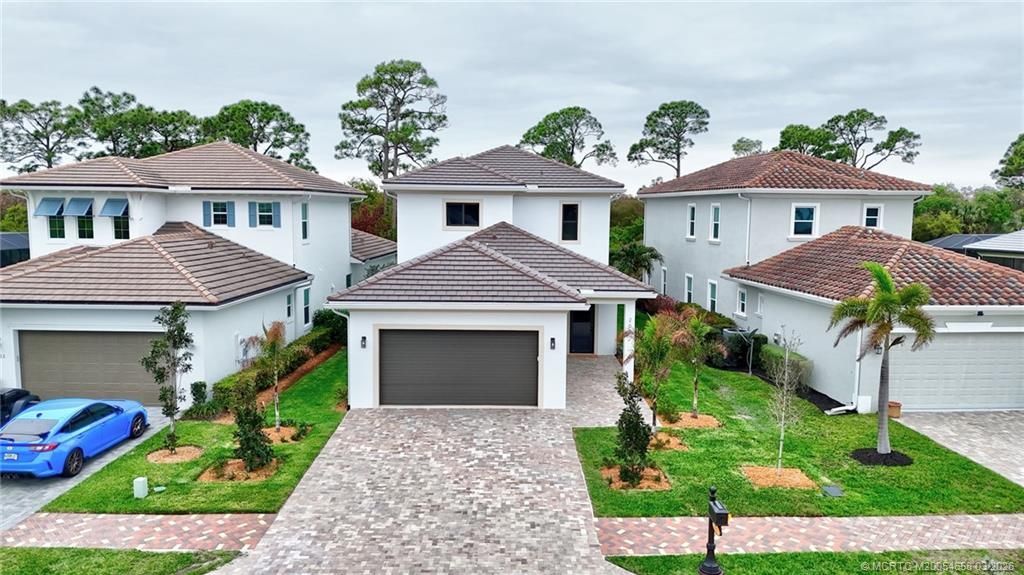 207 SE Via Bisento, Port Saint Lucie, FL 34952 Photo