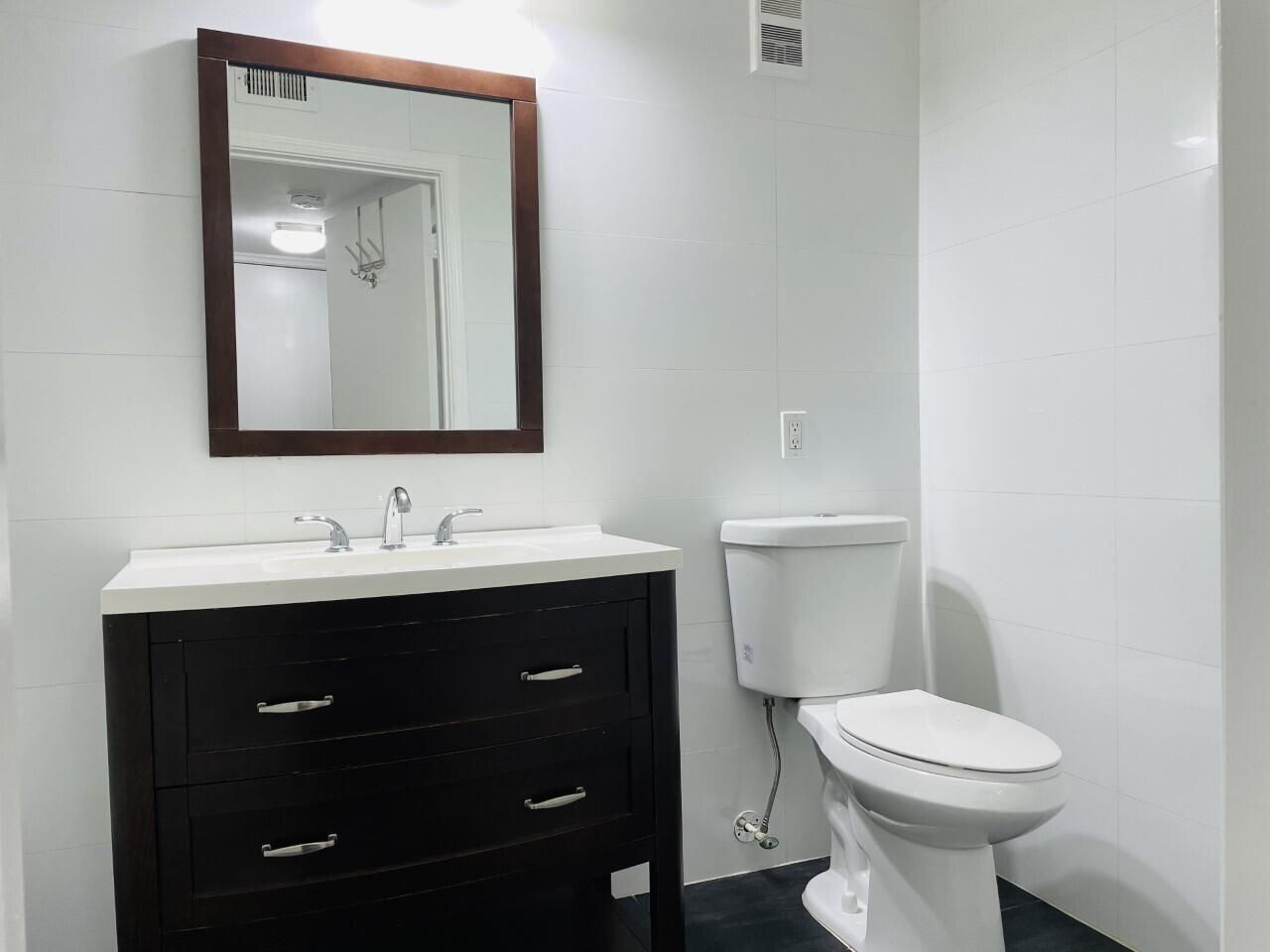 2405 NW 33rd Street, Unit 1208, Oakland Park, FL 33309 Photo