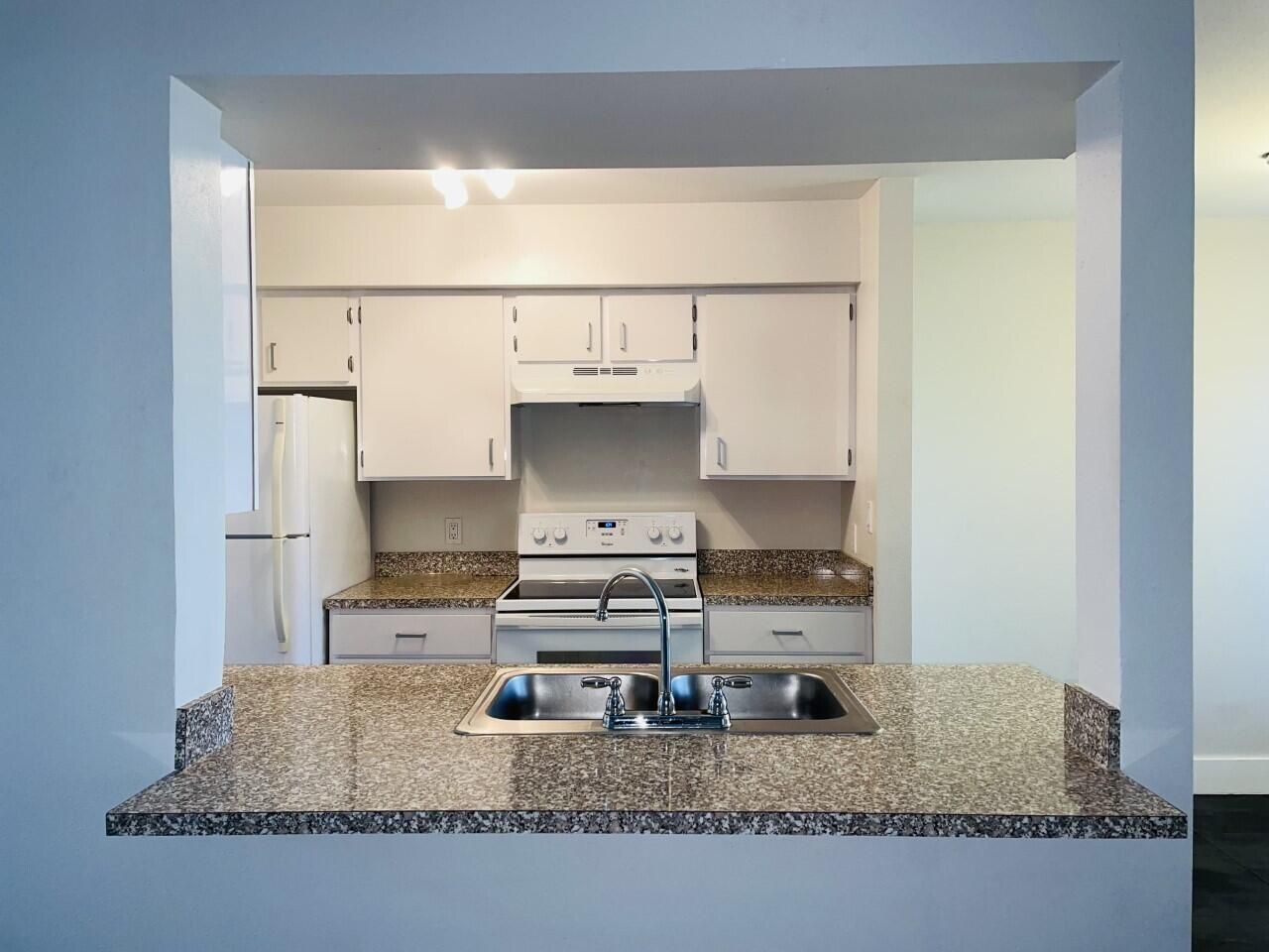 2405 NW 33rd Street, Unit 1208, Oakland Park, FL 33309 Photo