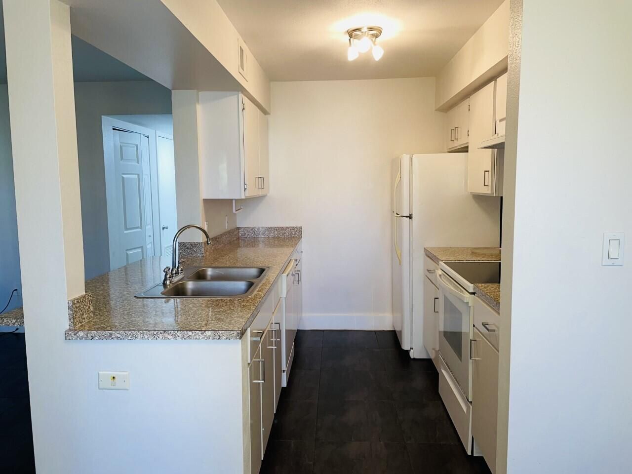 2405 NW 33rd Street, Unit 1208, Oakland Park, FL 33309 Photo