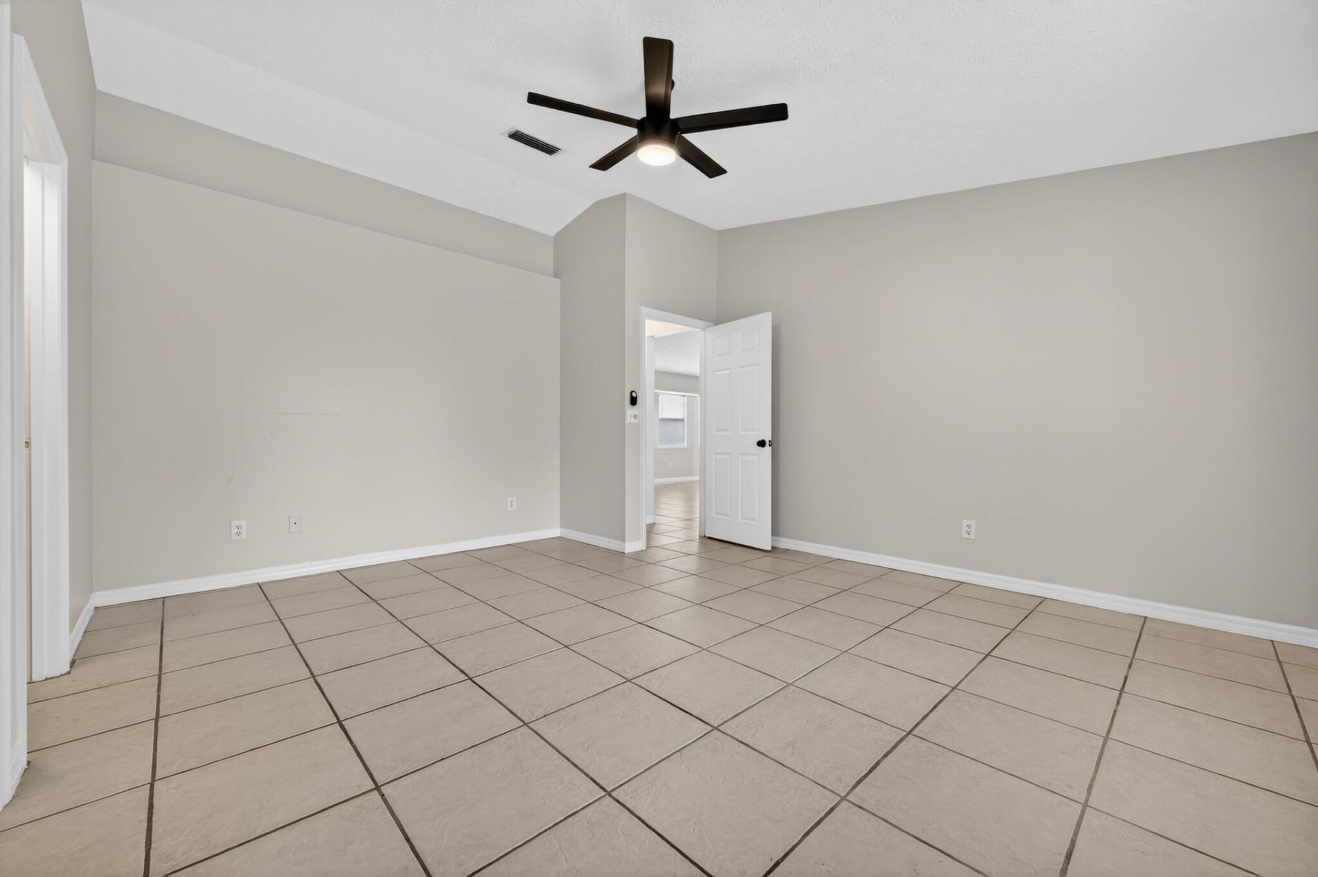 702 SW Arkansas Terrace, Port Saint Lucie, FL 34953 Photo