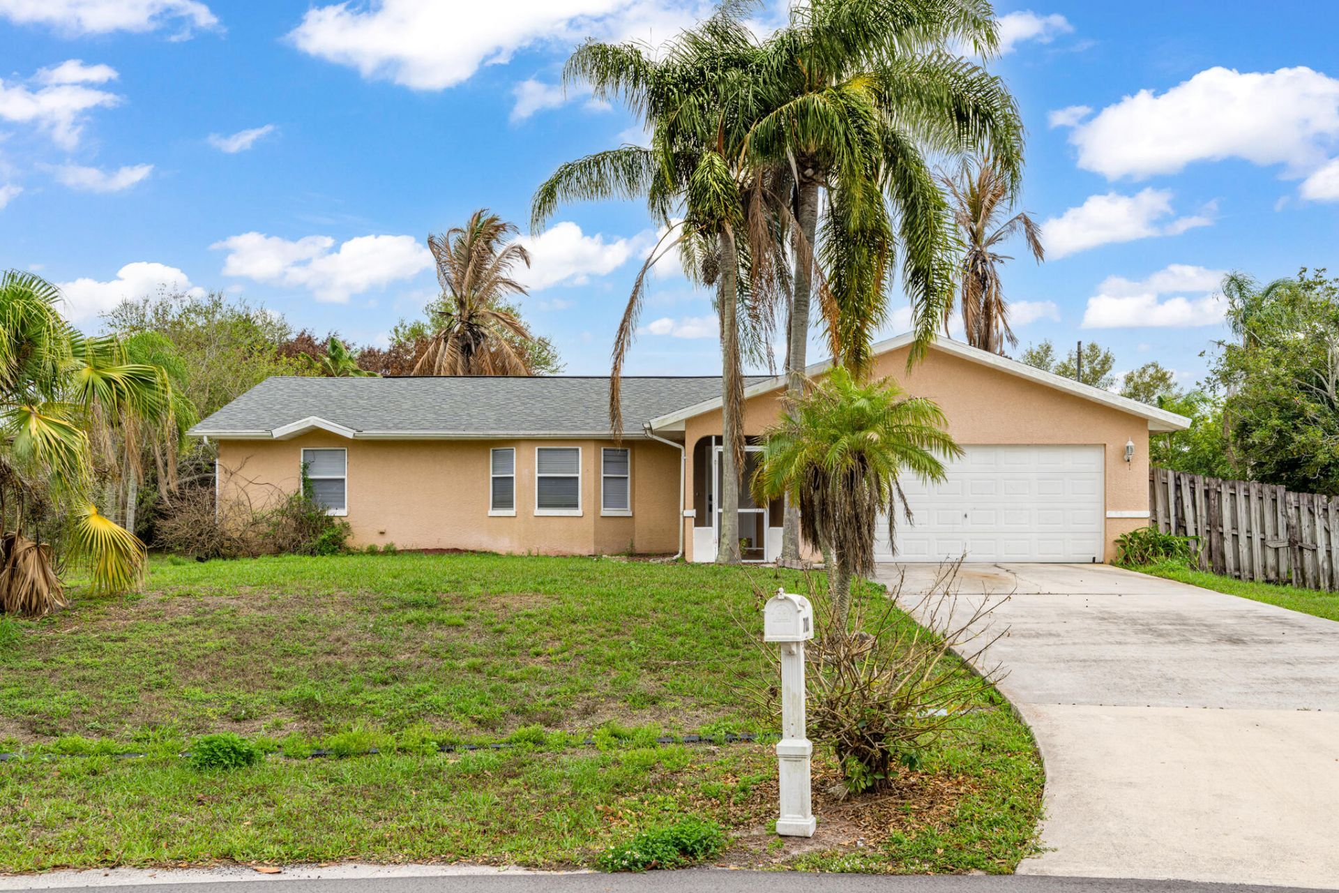702 SW Arkansas Terrace, Port Saint Lucie, FL 34953 Photo