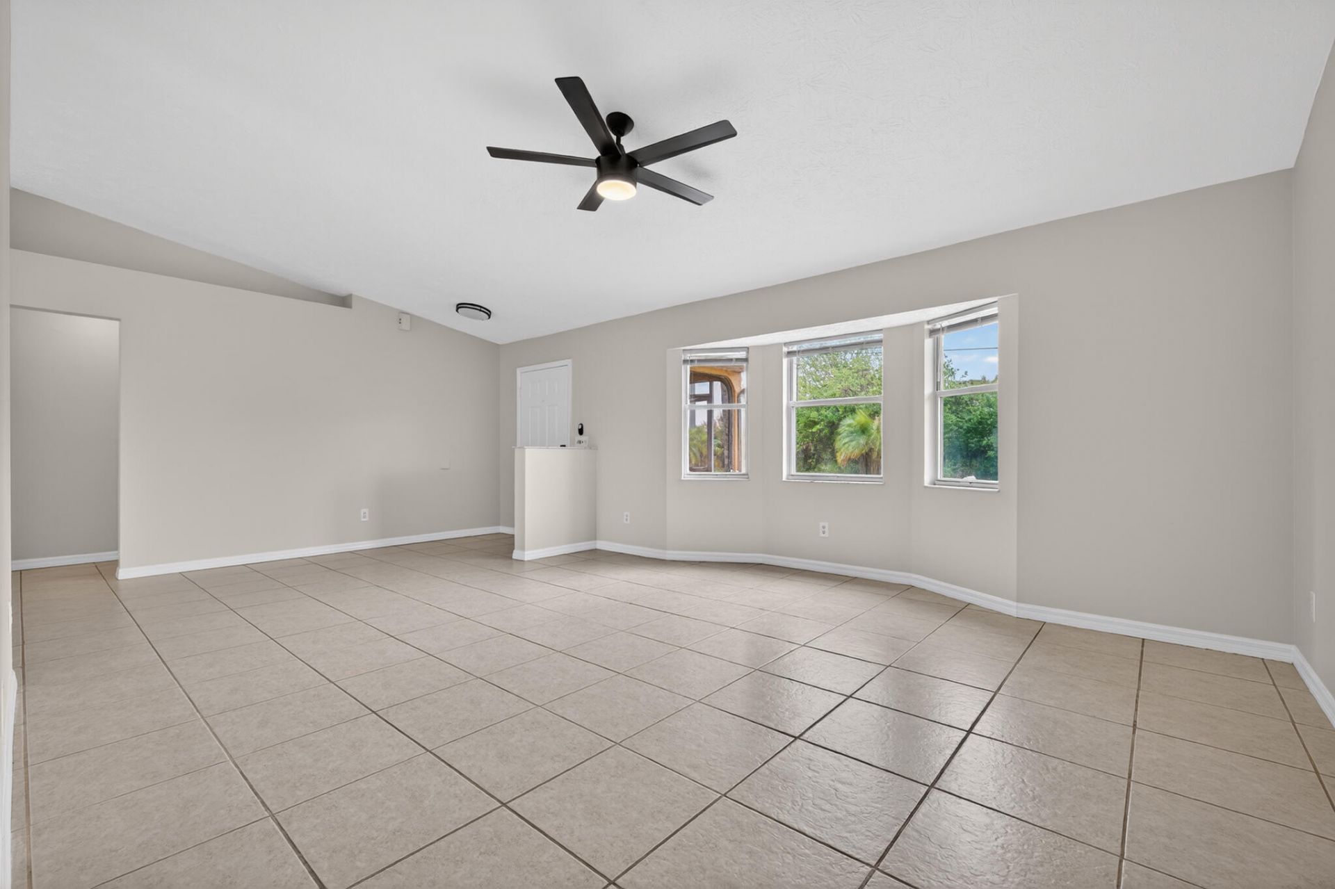 702 SW Arkansas Terrace, Port Saint Lucie, FL 34953 Photo