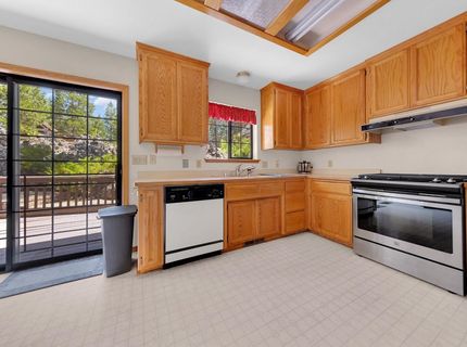 309 Osprey Loop, Lake Almanor, CA 96020 Photo