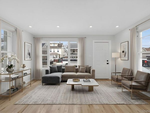 19450 Murdock Avenue , Saint Albans, NY 11412