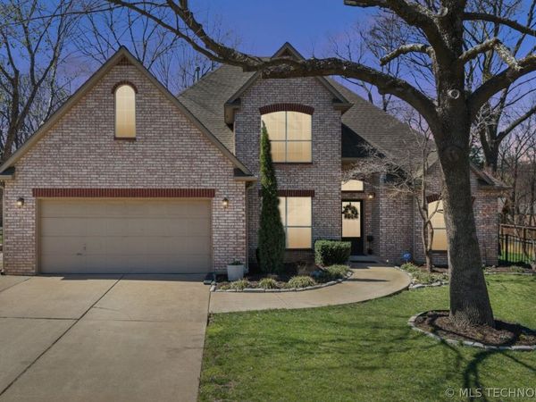 12511 S 18th Circle E, Jenks, OK 74037