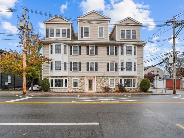 10 Porter St, Unit C, Stoughton, MA 02072