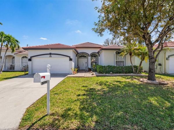 3090 SE 7th Pl, Homestead, FL 33033