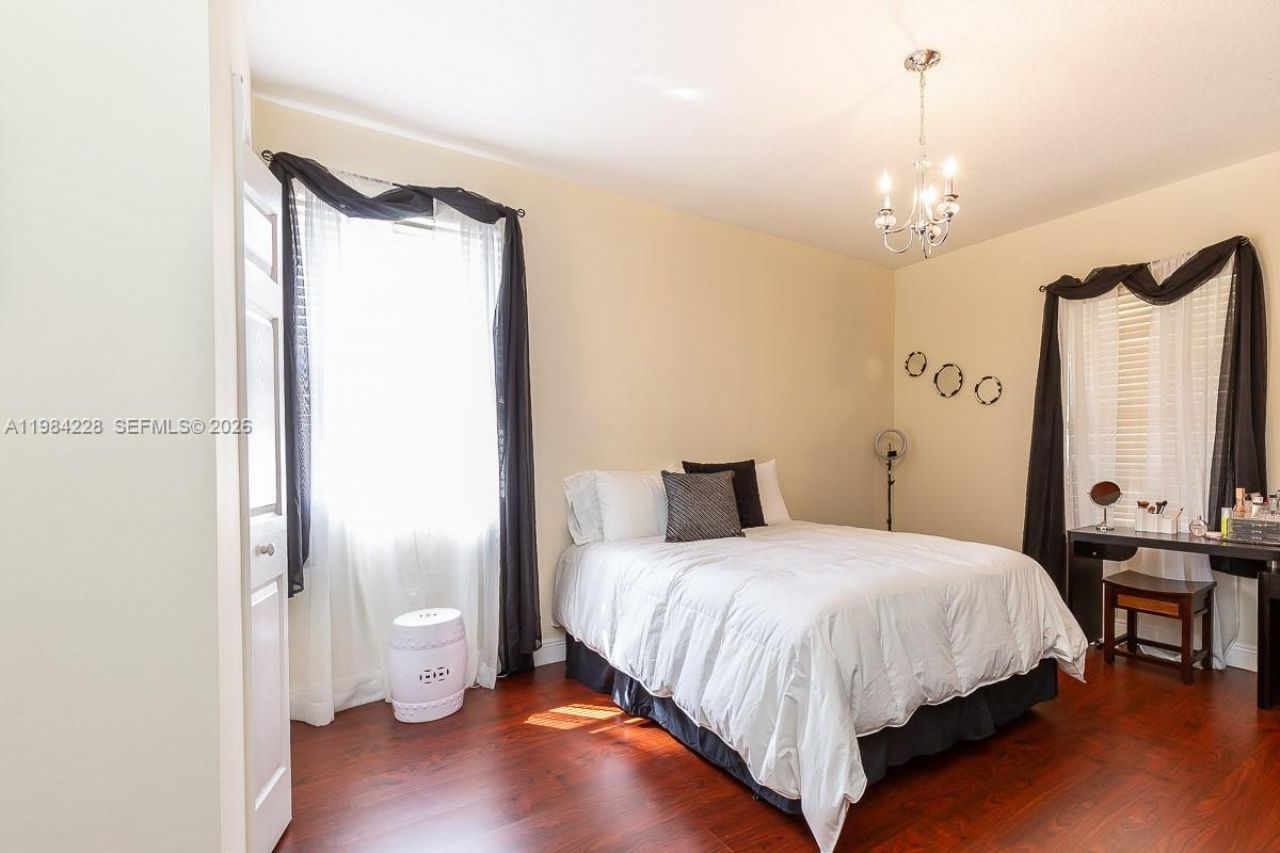 15226 SW 29th Ter , Miami, FL 33185 Photo