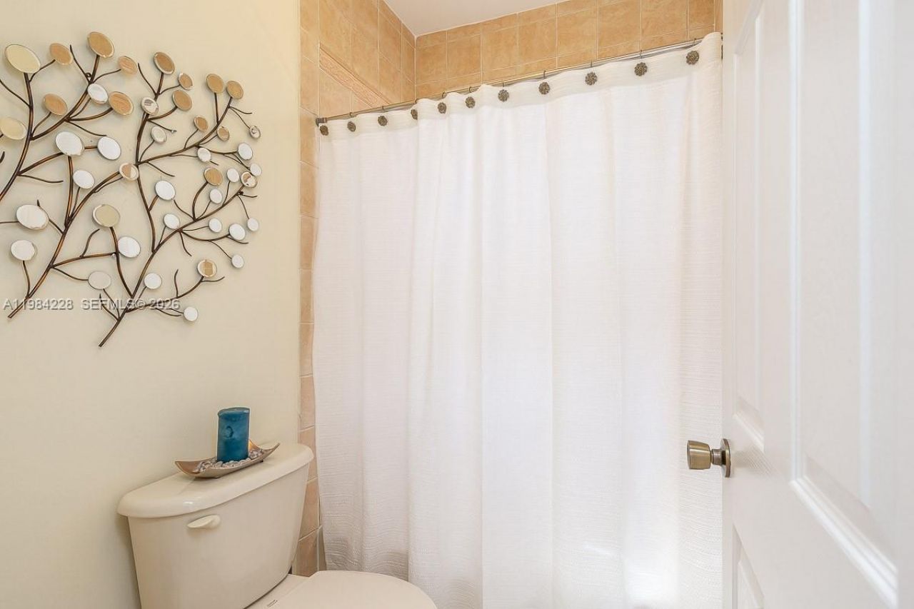 15226 SW 29th Ter , Miami, FL 33185 Photo