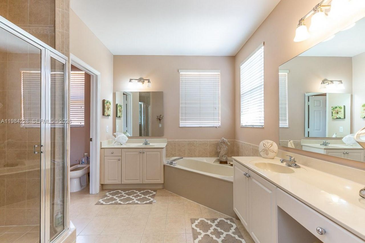 15226 SW 29th Ter , Miami, FL 33185 Photo