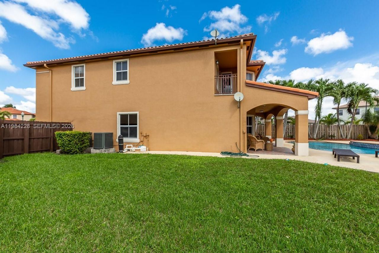 15226 SW 29th Ter , Miami, FL 33185 Photo