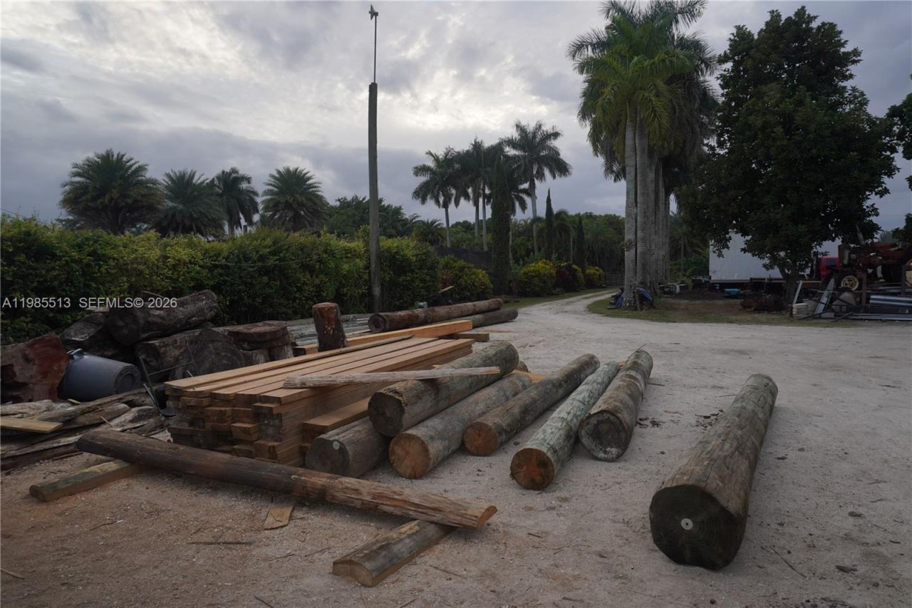 15375 SW 209 Ave , Miami, FL 33187 Photo