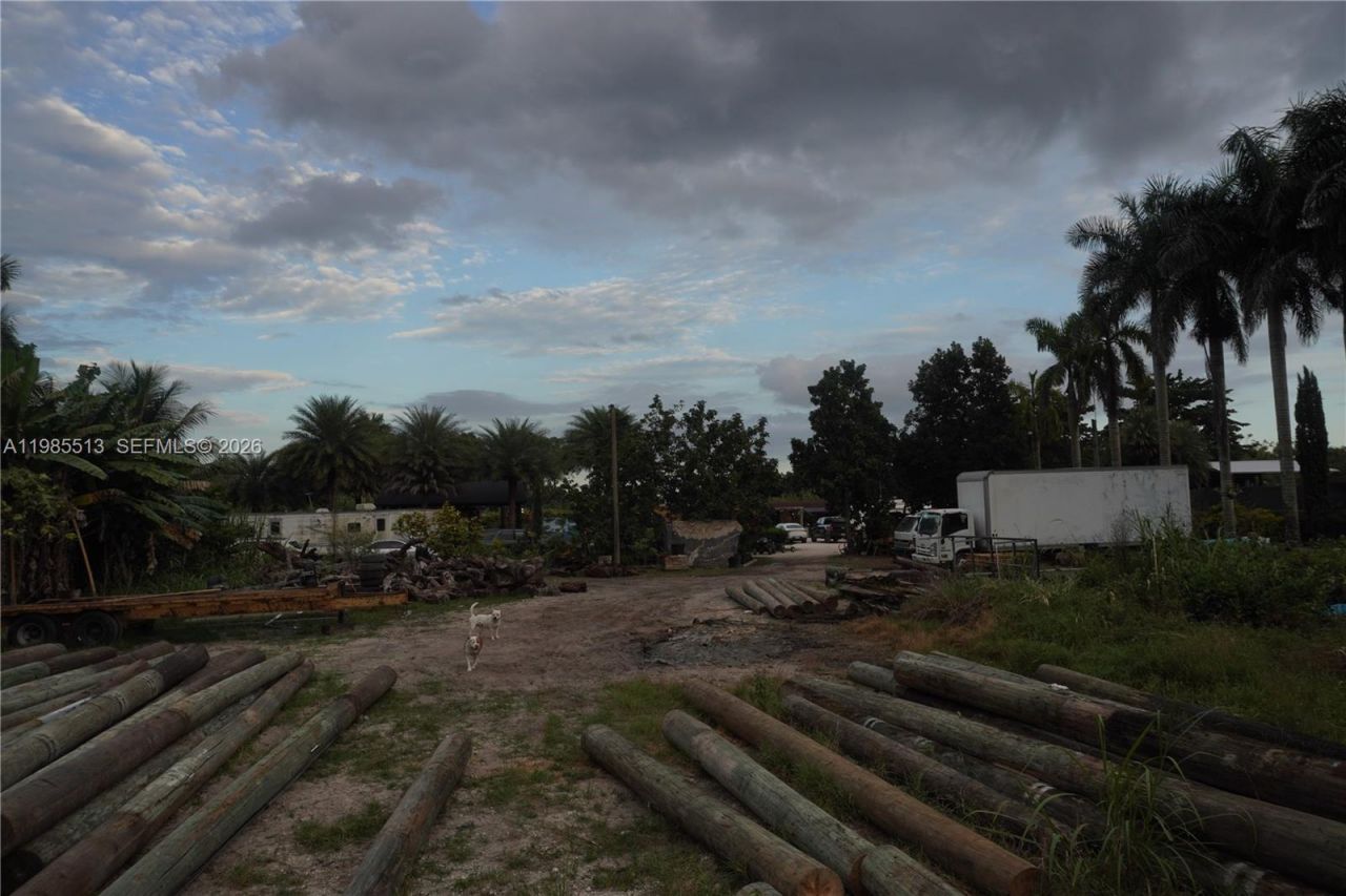 15375 SW 209 Ave , Miami, FL 33187 Photo