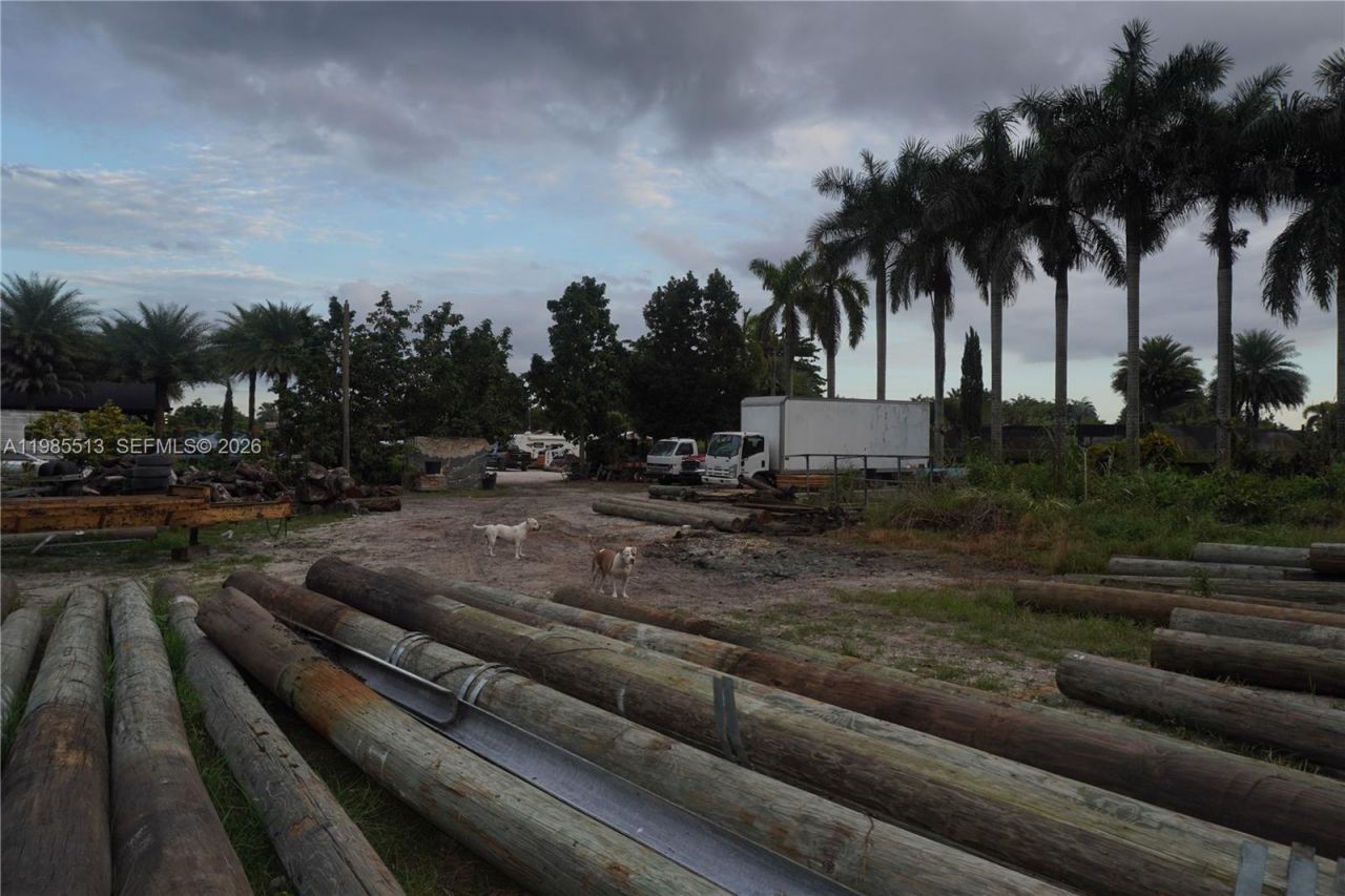 15375 SW 209 Ave , Miami, FL 33187 Photo