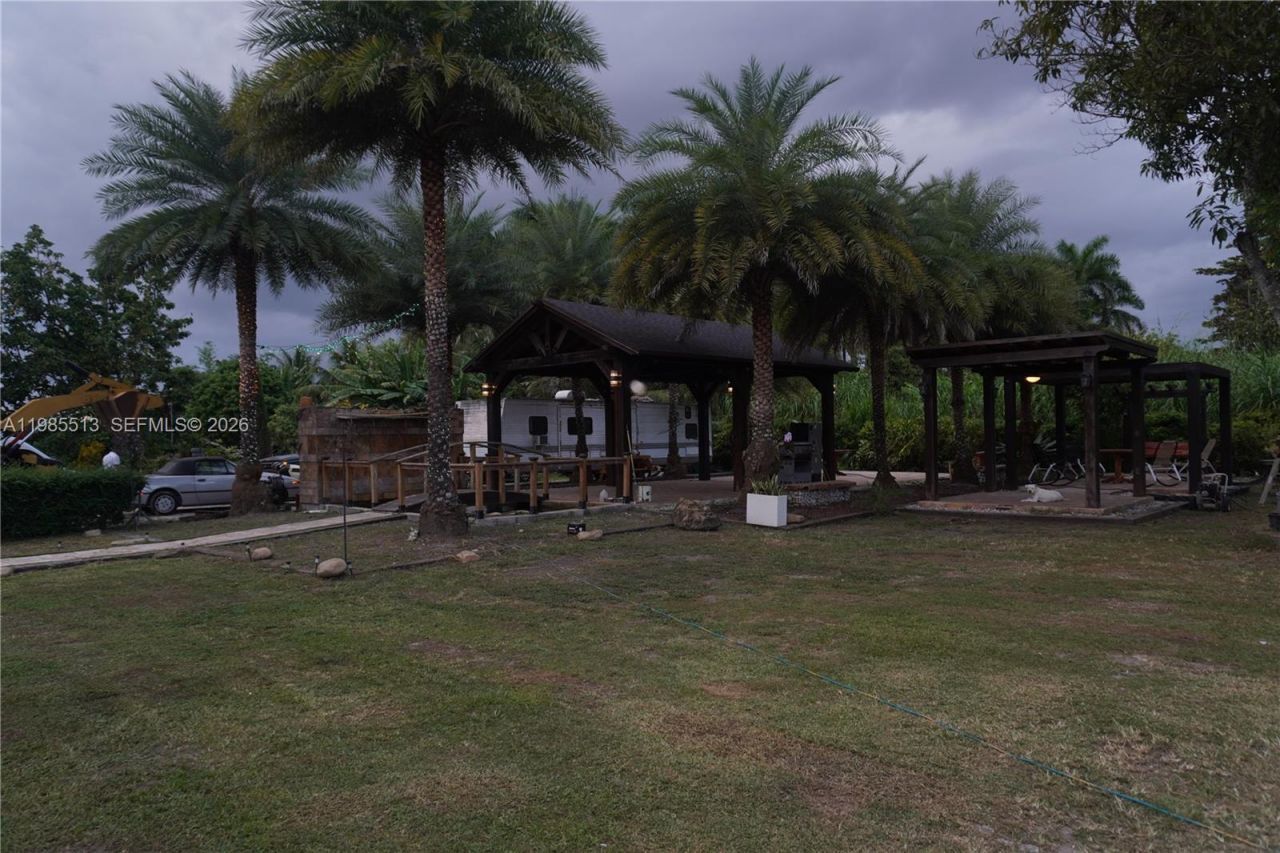 15375 SW 209 Ave , Miami, FL 33187 Photo