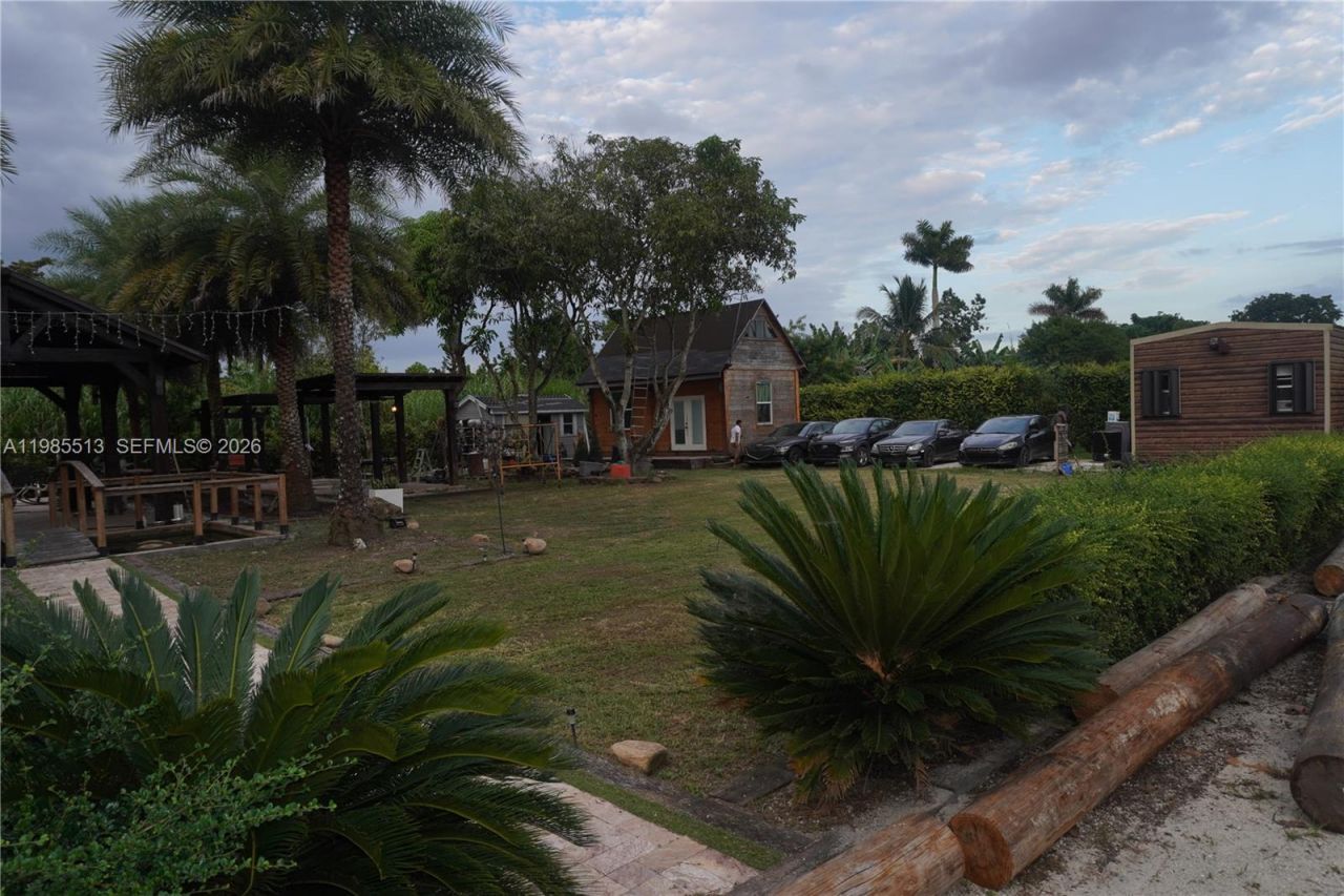 15375 SW 209 Ave , Miami, FL 33187 Photo