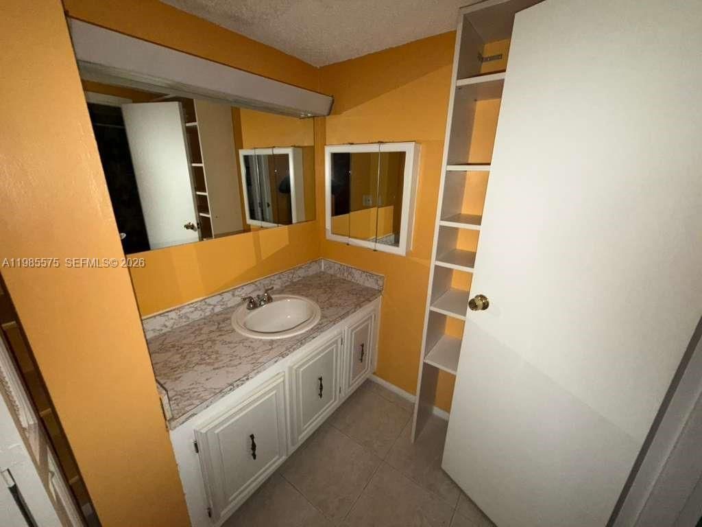 4848 NW 24th Ct , Unit 232, Lauderdale Lakes, FL 33313 Photo