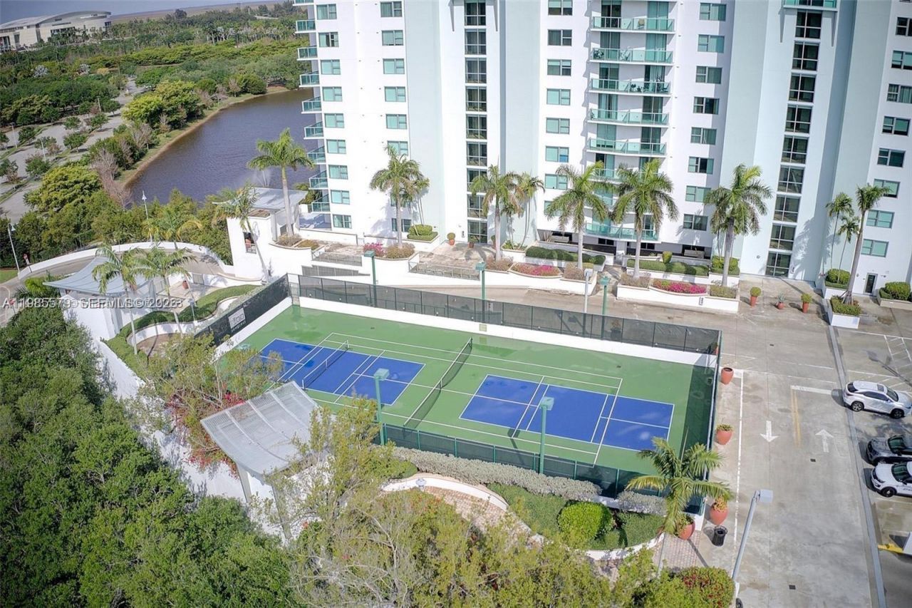 2681 N Flamingo Rd , Unit 1201S, Sunrise, FL 33323 Photo