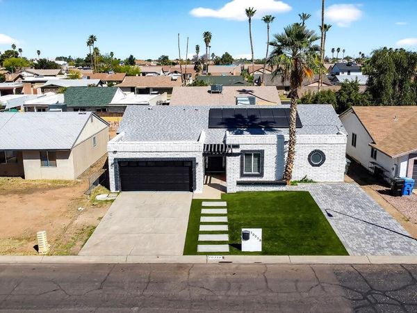 10318 W CALLE DEL ORO, Phoenix, AZ 85037