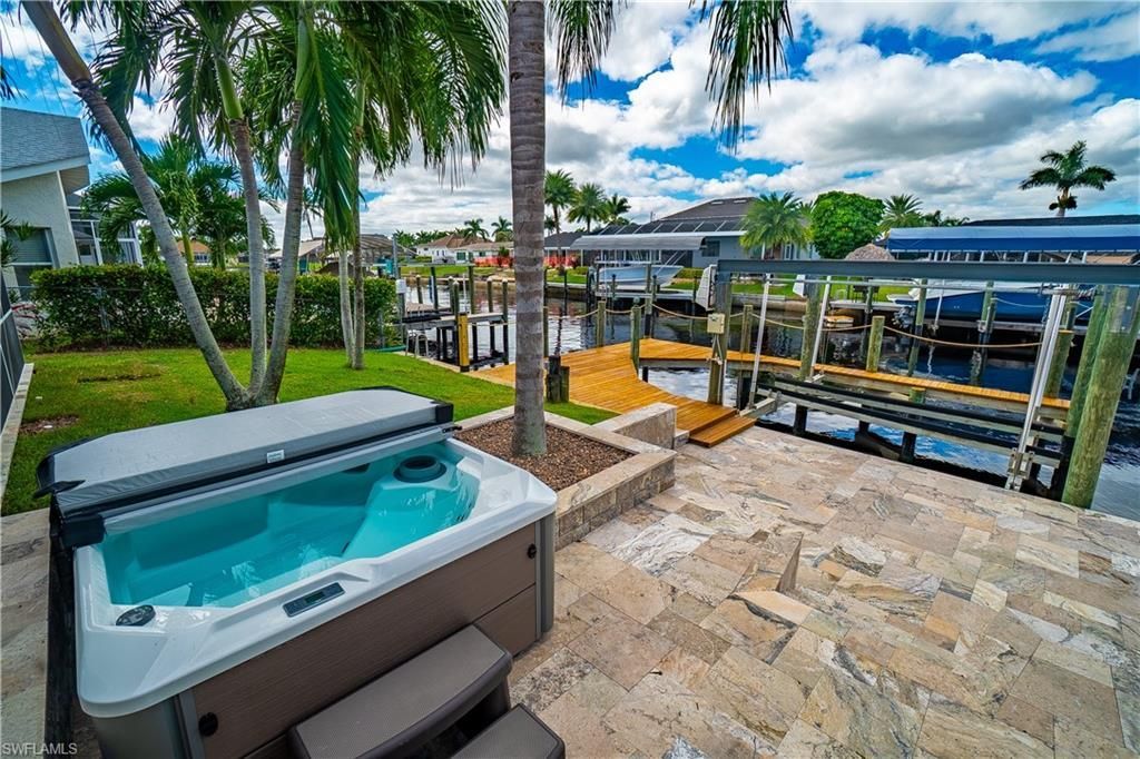 3510 SE 19th Pl , Cape Coral, FL 33904 Photo