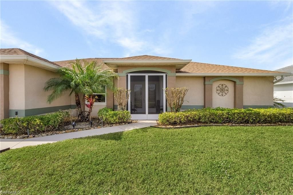 4002 Oasis Blvd , Cape Coral, FL 33914 Photo