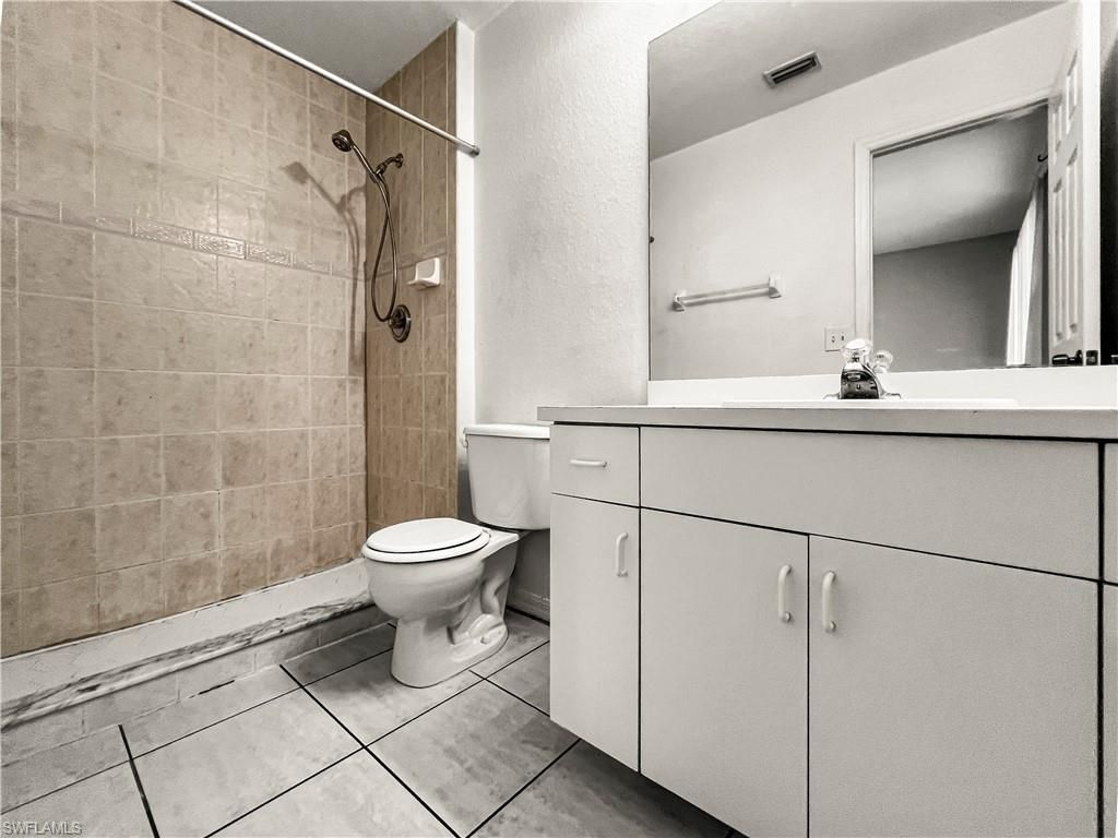 1215 SE 8th Ave , Cape Coral, FL 33990 Photo