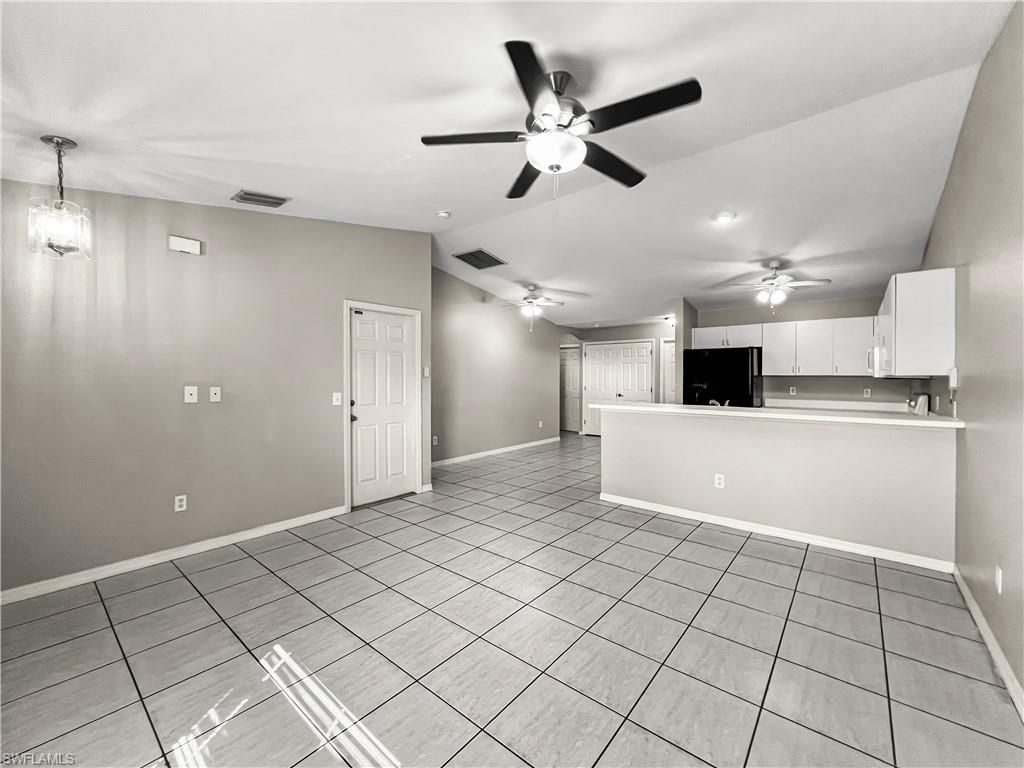 1215 SE 8th Ave , Cape Coral, FL 33990 Photo