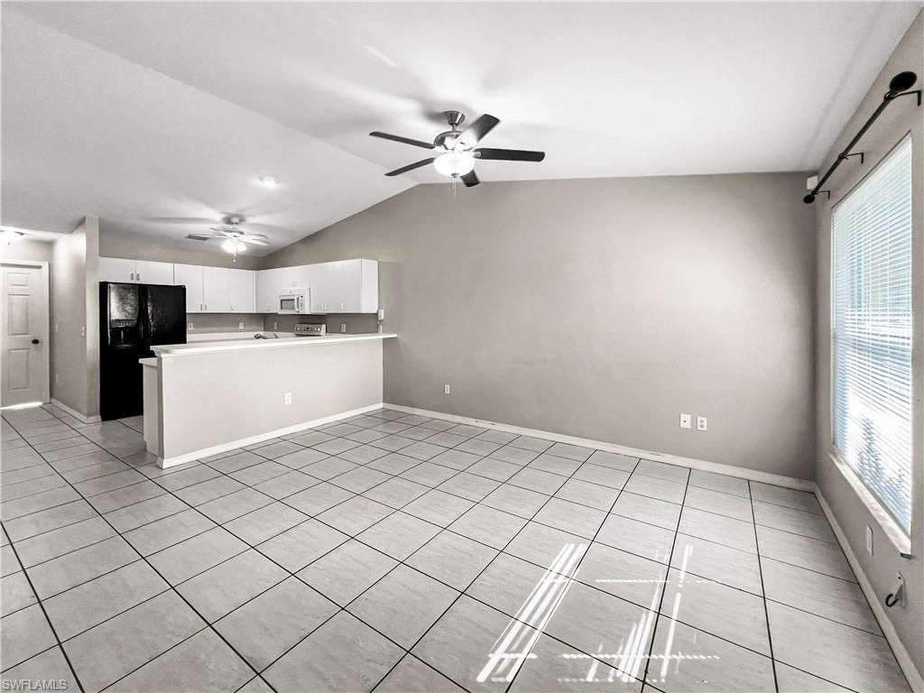 1215 SE 8th Ave , Cape Coral, FL 33990 Photo