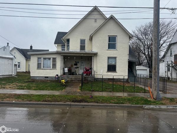 404 N 10TH Street, Centerville, IA 52544