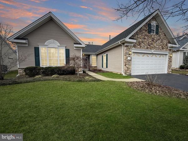 17 BARBARY LANE, COLUMBUS, NJ 08022